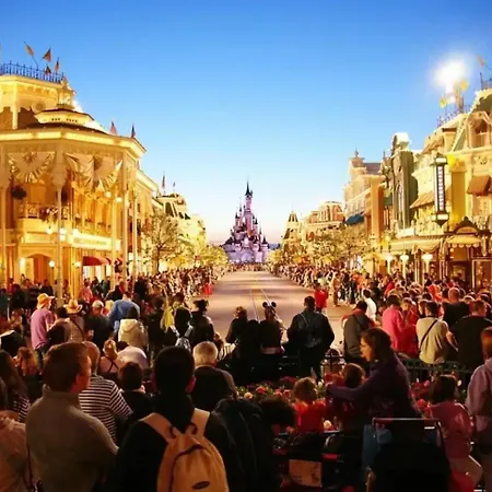 Magic - Disneyland Paris Shopping Village 9 Minutes Appartement Chessy (Seine-et-Marne)